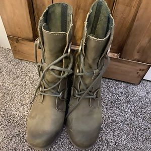 Joan of artic II wedge sorel boots